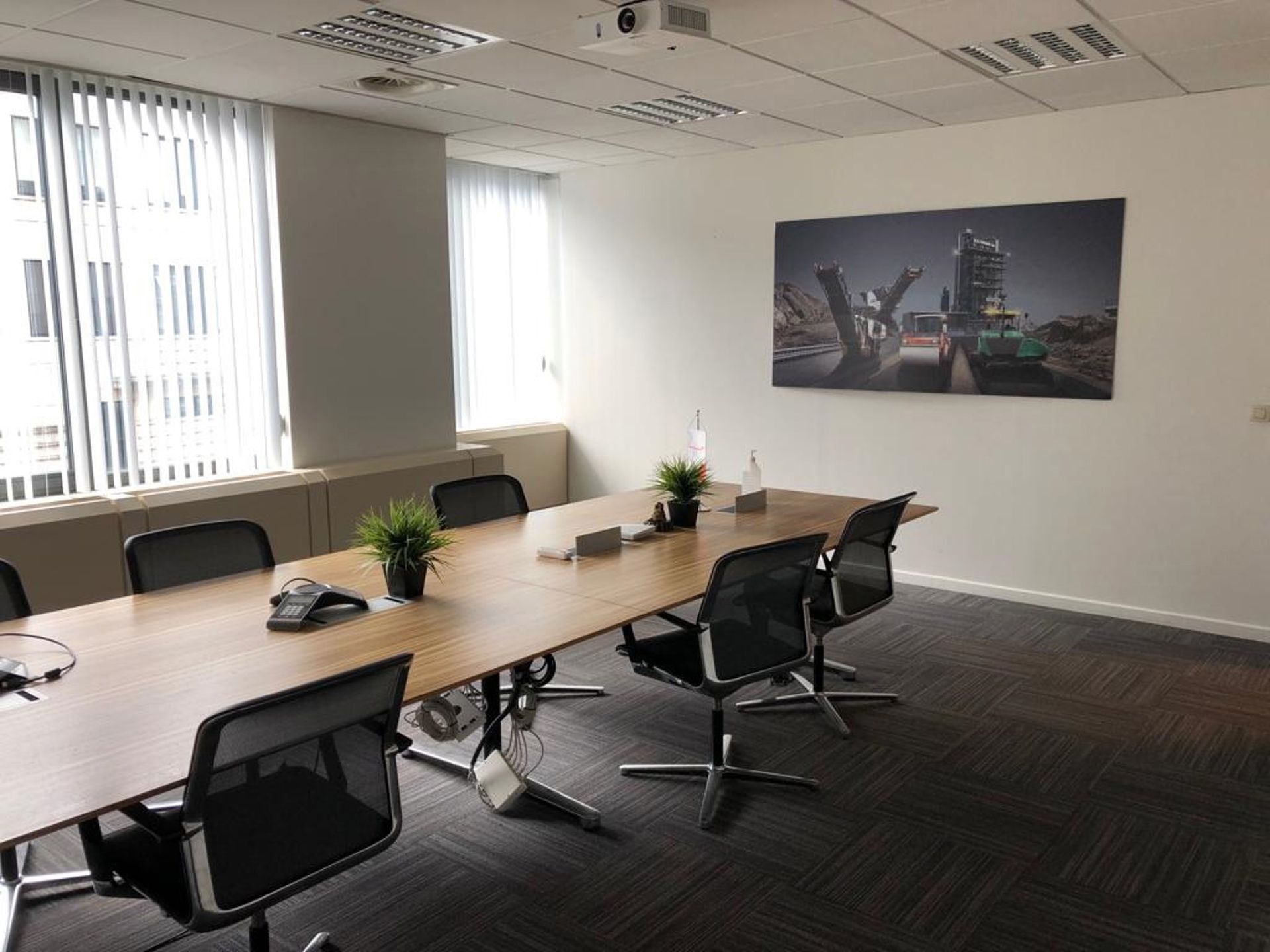 Kantoor te huur foto 2