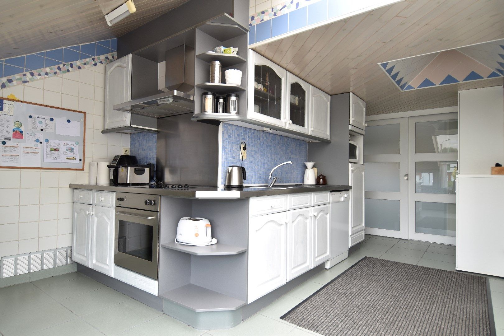 Charmante koppelwoning met 3 slaapkamers te Heule foto 5