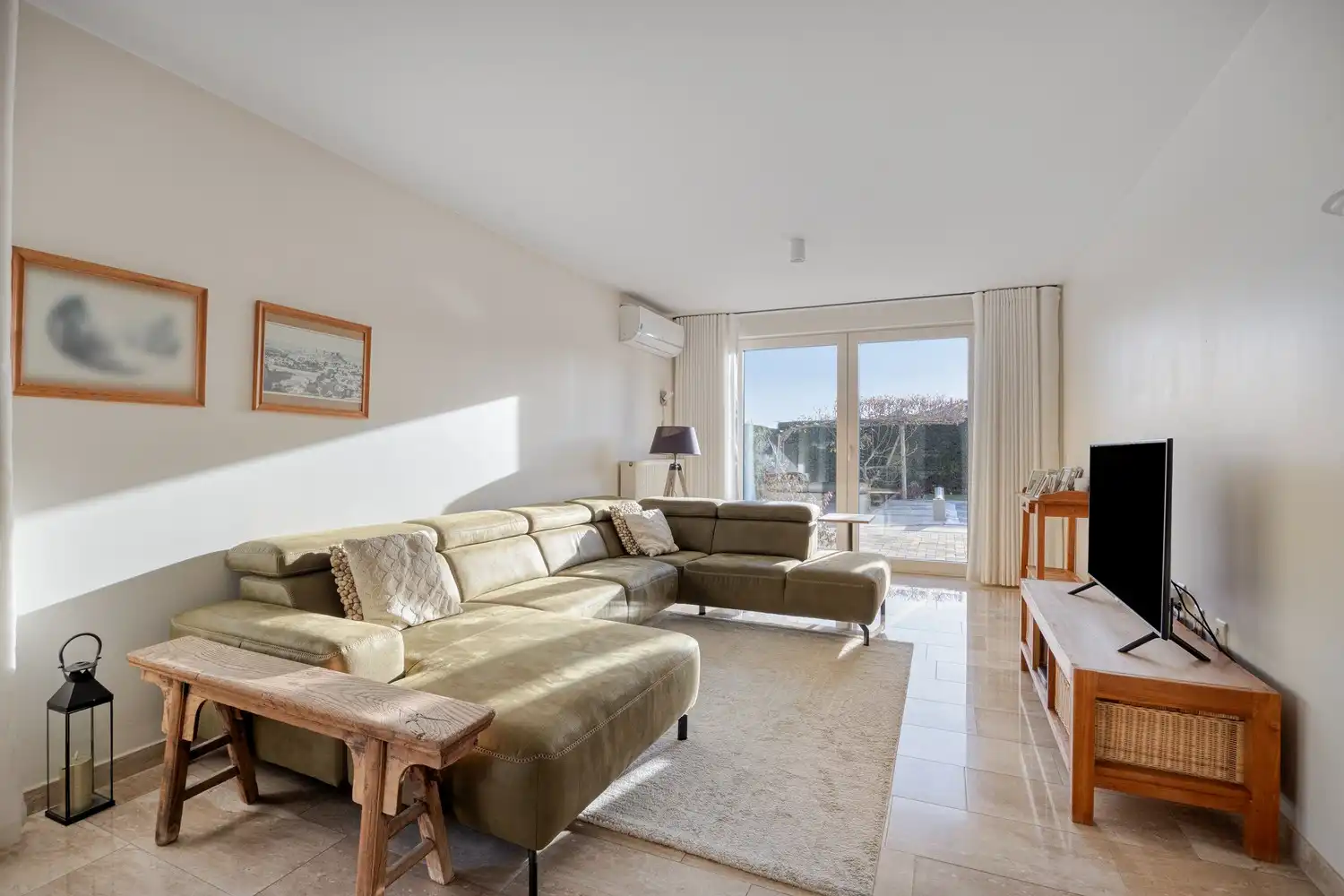 Ruime, energiezuinige gezinswoning met ingebouwd zwembad op toplocatie in Lanaken foto 16