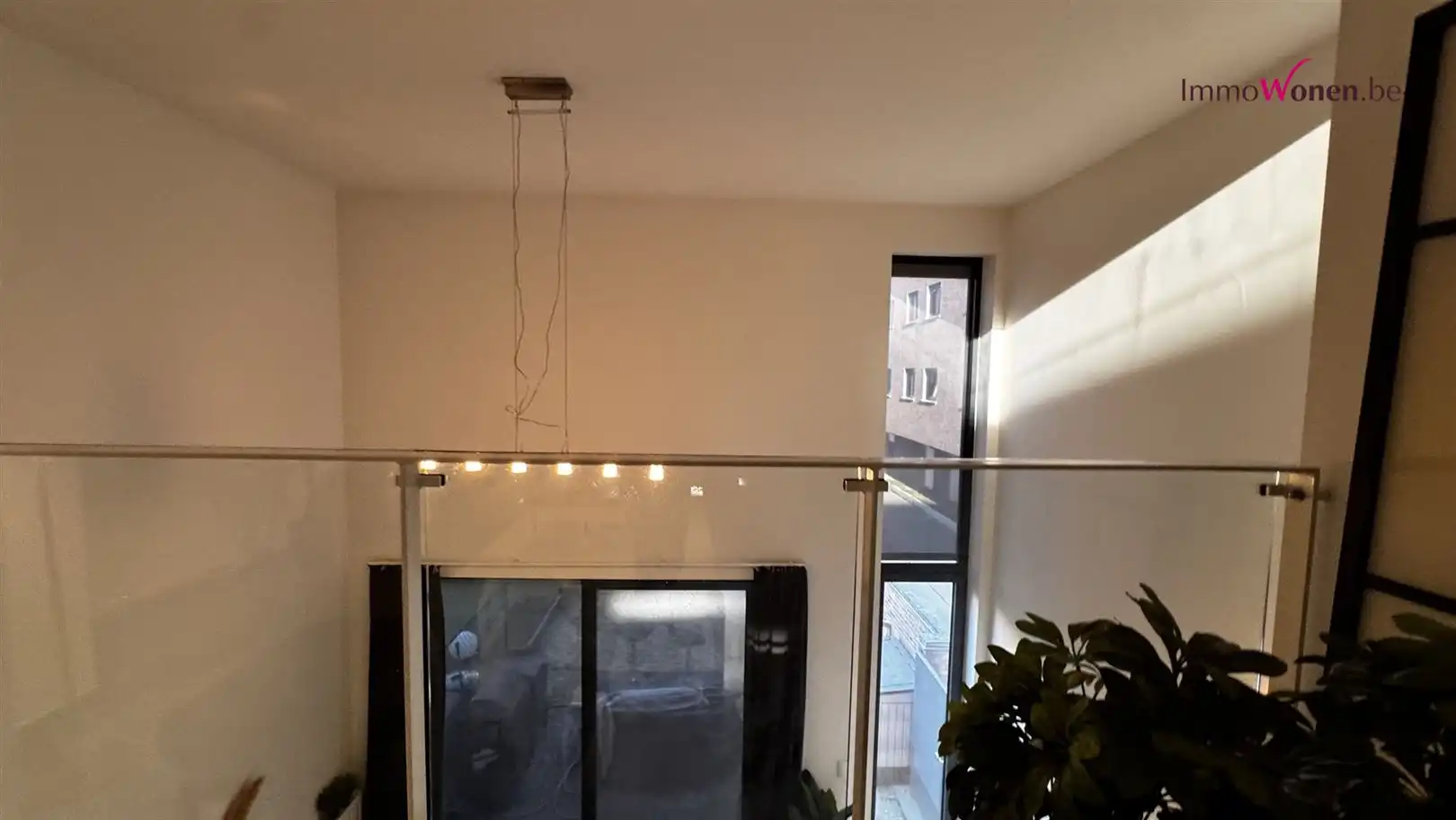 Energiezuinige halfopen woning met tuin en autostaanplaats foto 30
