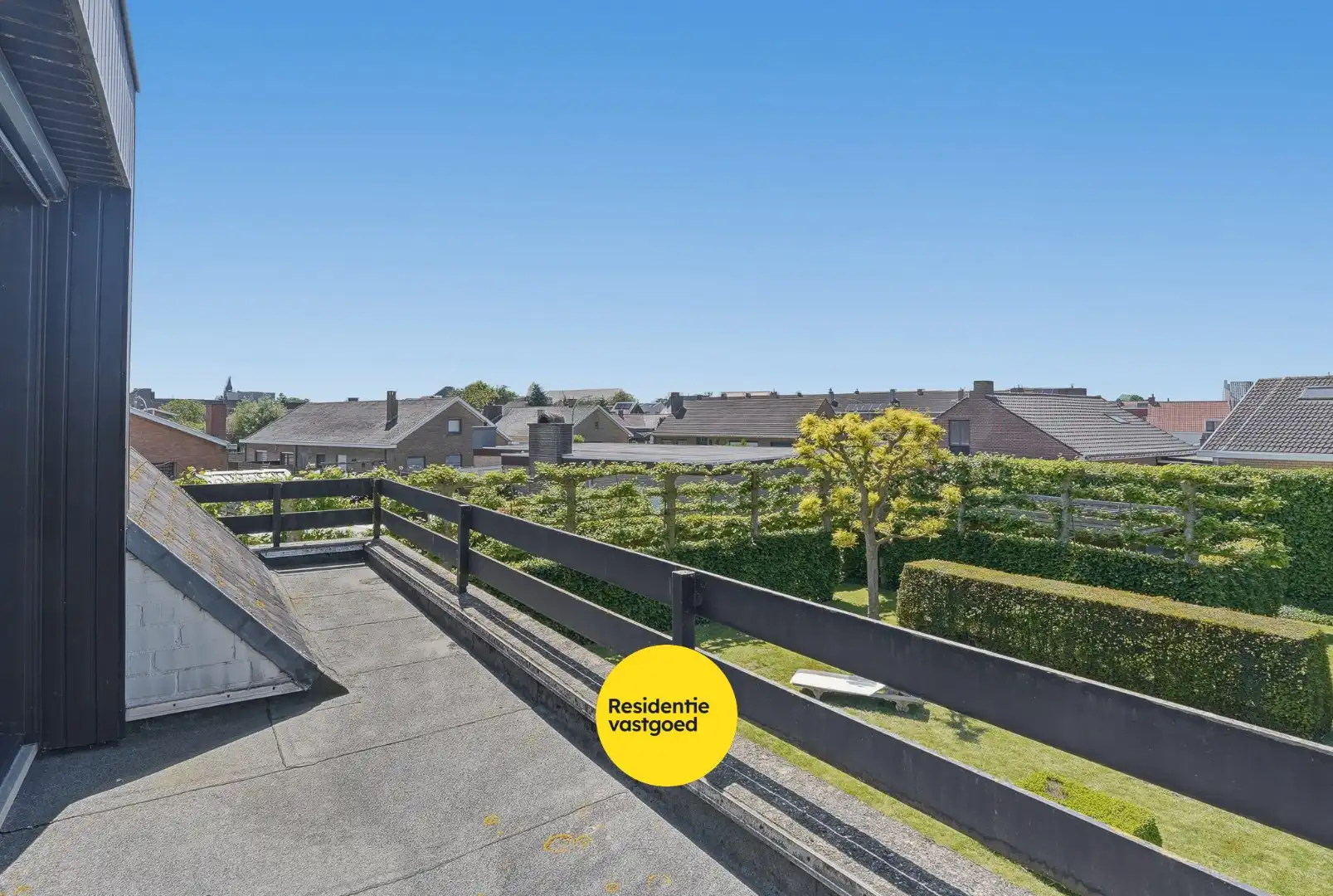 Alleenstaande woning met zonnige tuin op 980 m² foto 17