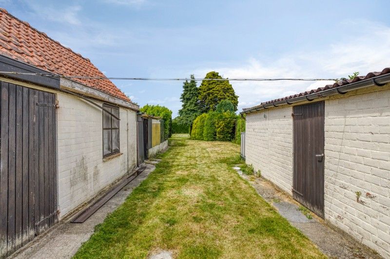 Landelijk gelegen te renoveren woning TE KOOP in Dentergem! foto 31