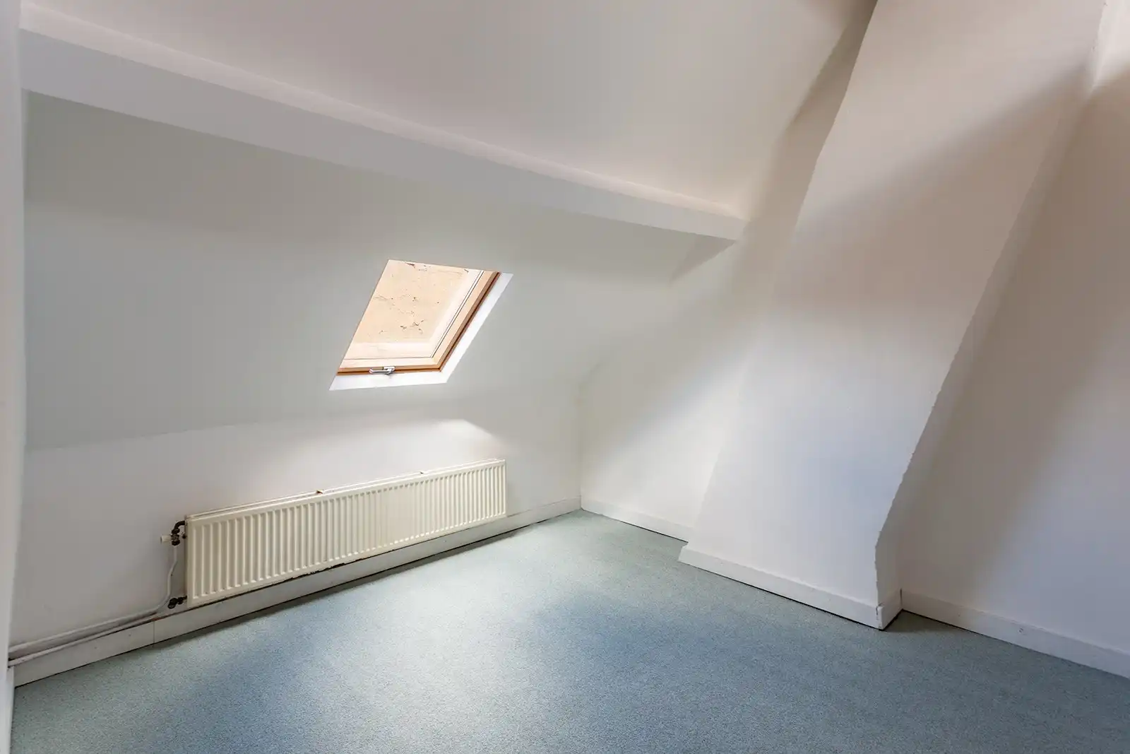 Woning met 6 slaapkamers, volledig naar eigen smaak renoveren foto 21