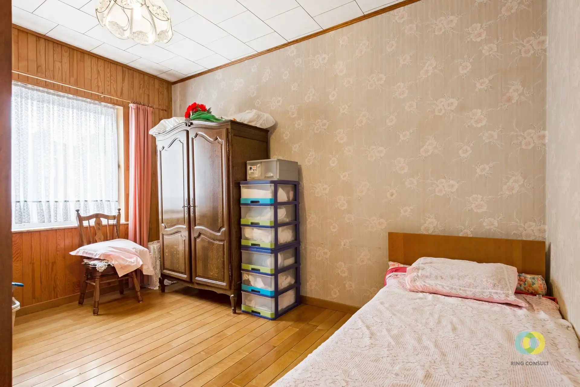 Op te frissen woning met potentieel in Vilvoorde foto 9