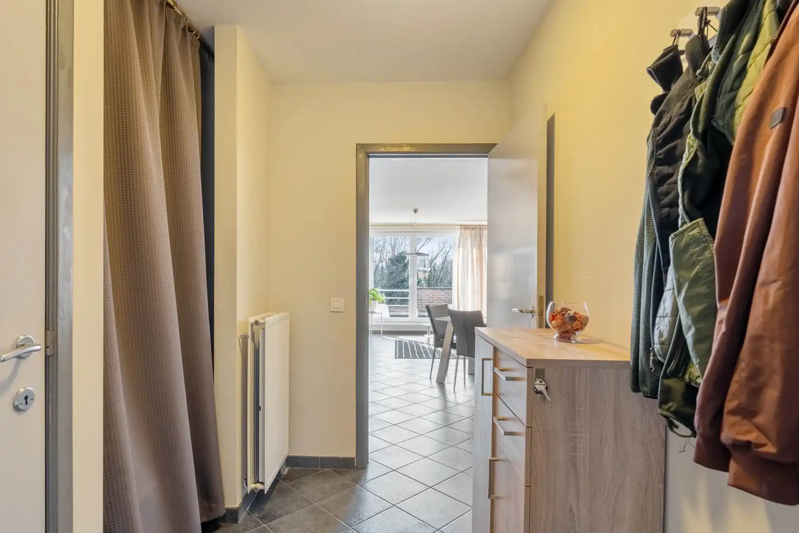 Appartement van 1994 met autostaanplaats te koop in Kessel-Lo foto 3