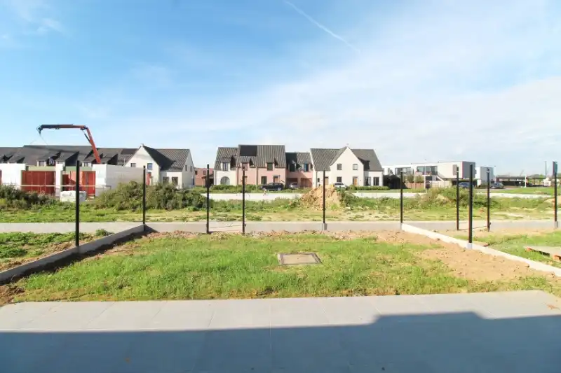 Ruime nieuwbouwwoning te Roeselare foto 8