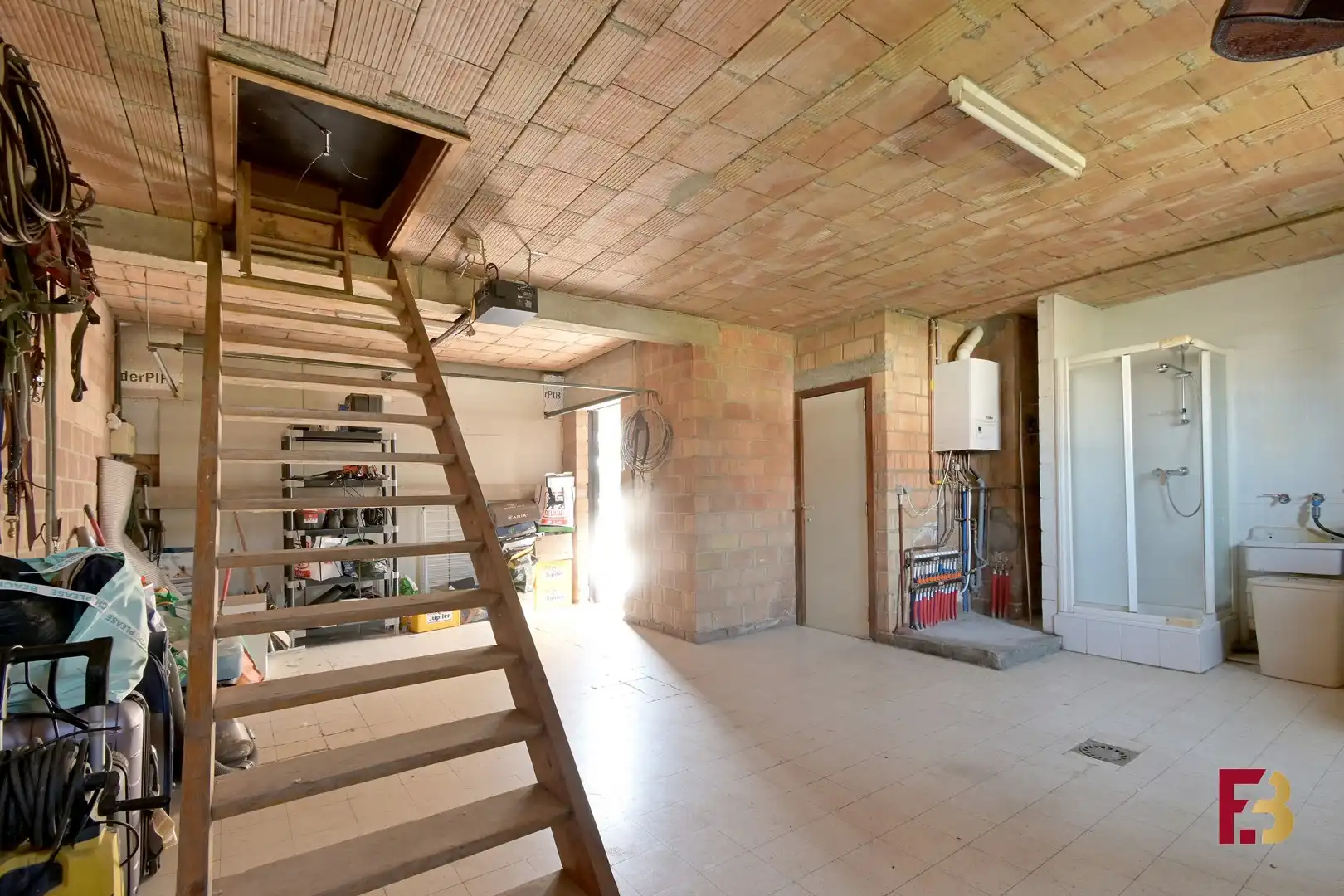 Instapklaar wonen met paarden aan huis in Wetteren foto 13