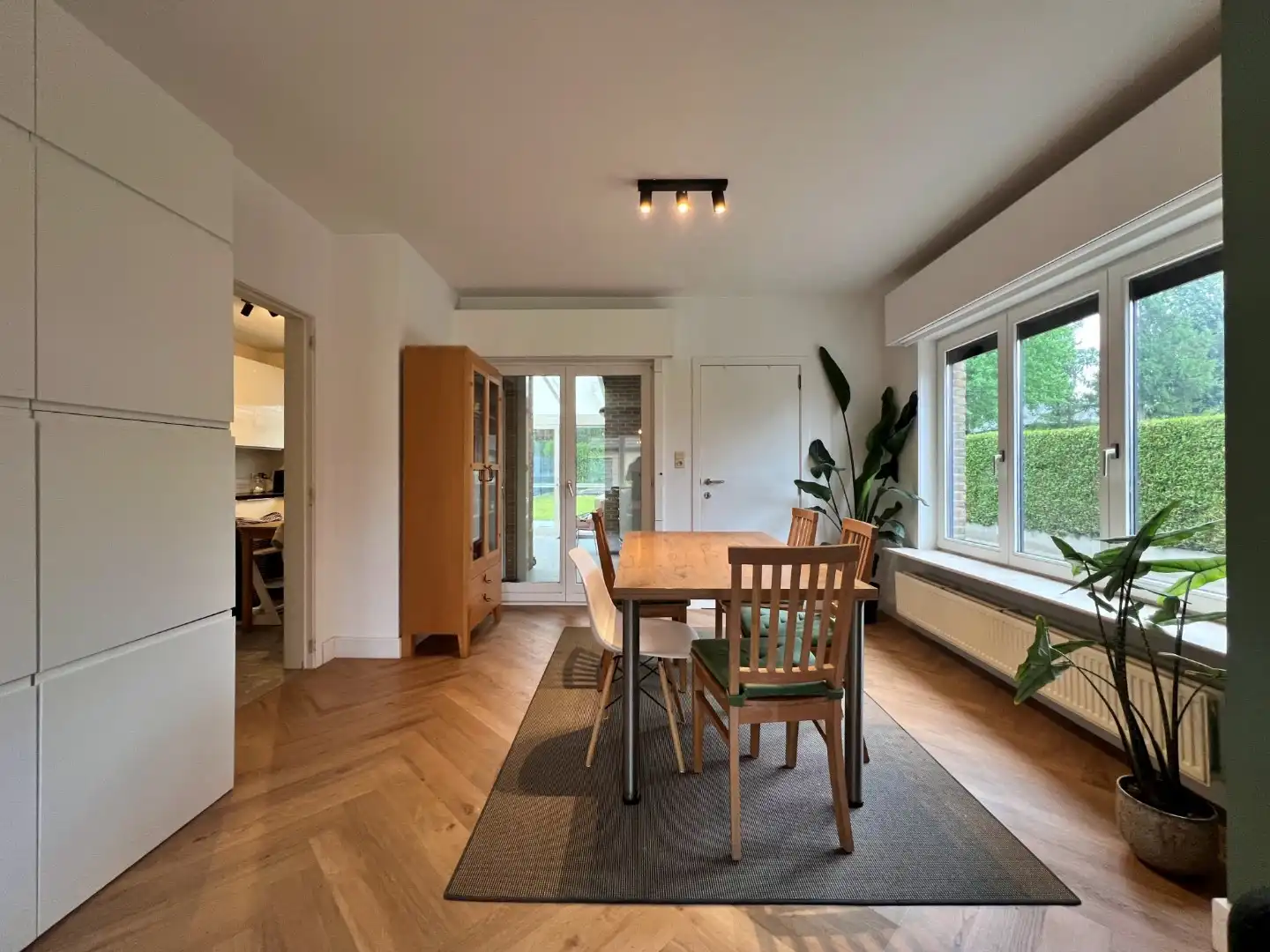 🏡 Halfopen woning met 3 slaapkamers en garage te huur in Mariakerke (Gent) foto 5