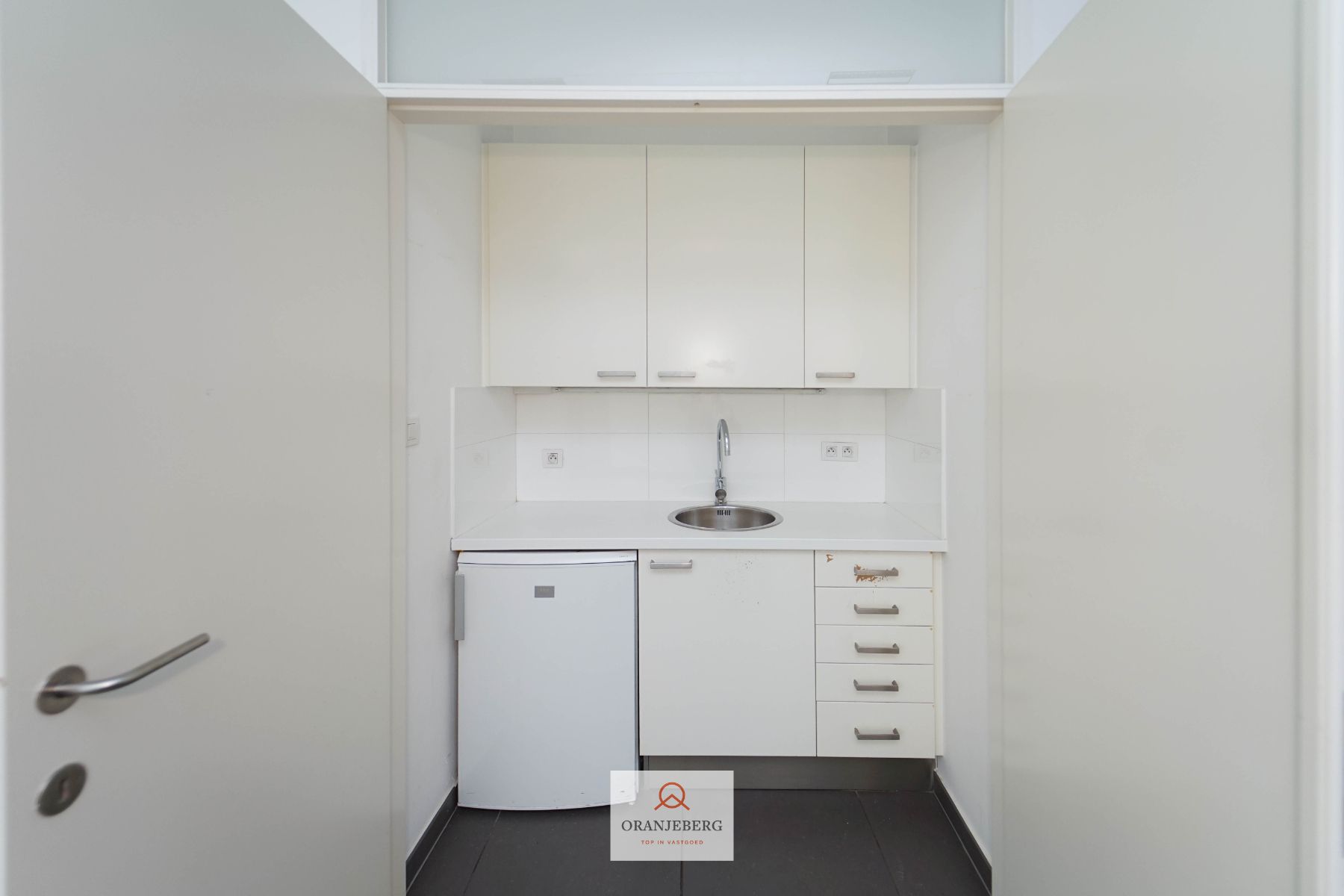 Handelspand 178 m²  te huur in Burgstraat foto 11