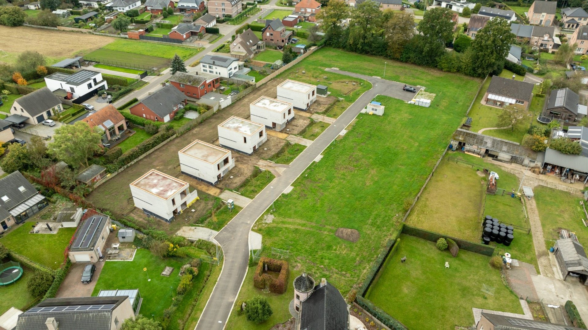 Moderne vrijstaande woning met zuid gerichte tuin foto 13