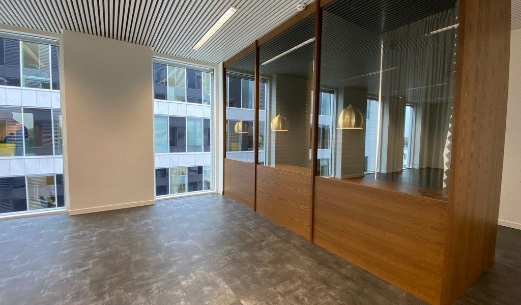 Instapklare kantoorruimte te huur langs E40 in Aalst foto 5