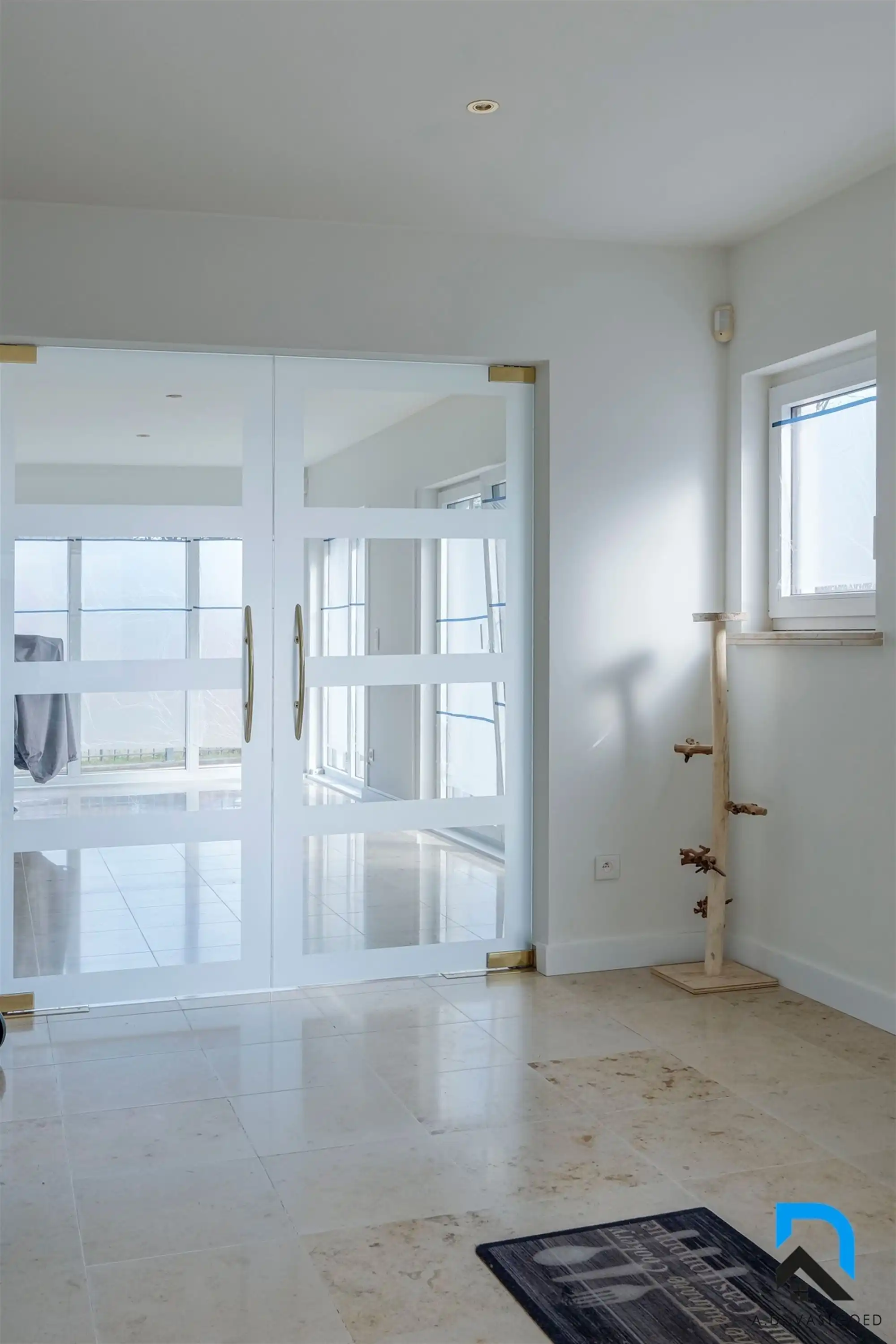 Gerenoveerde kangoeroewoning in Maaseik foto 6