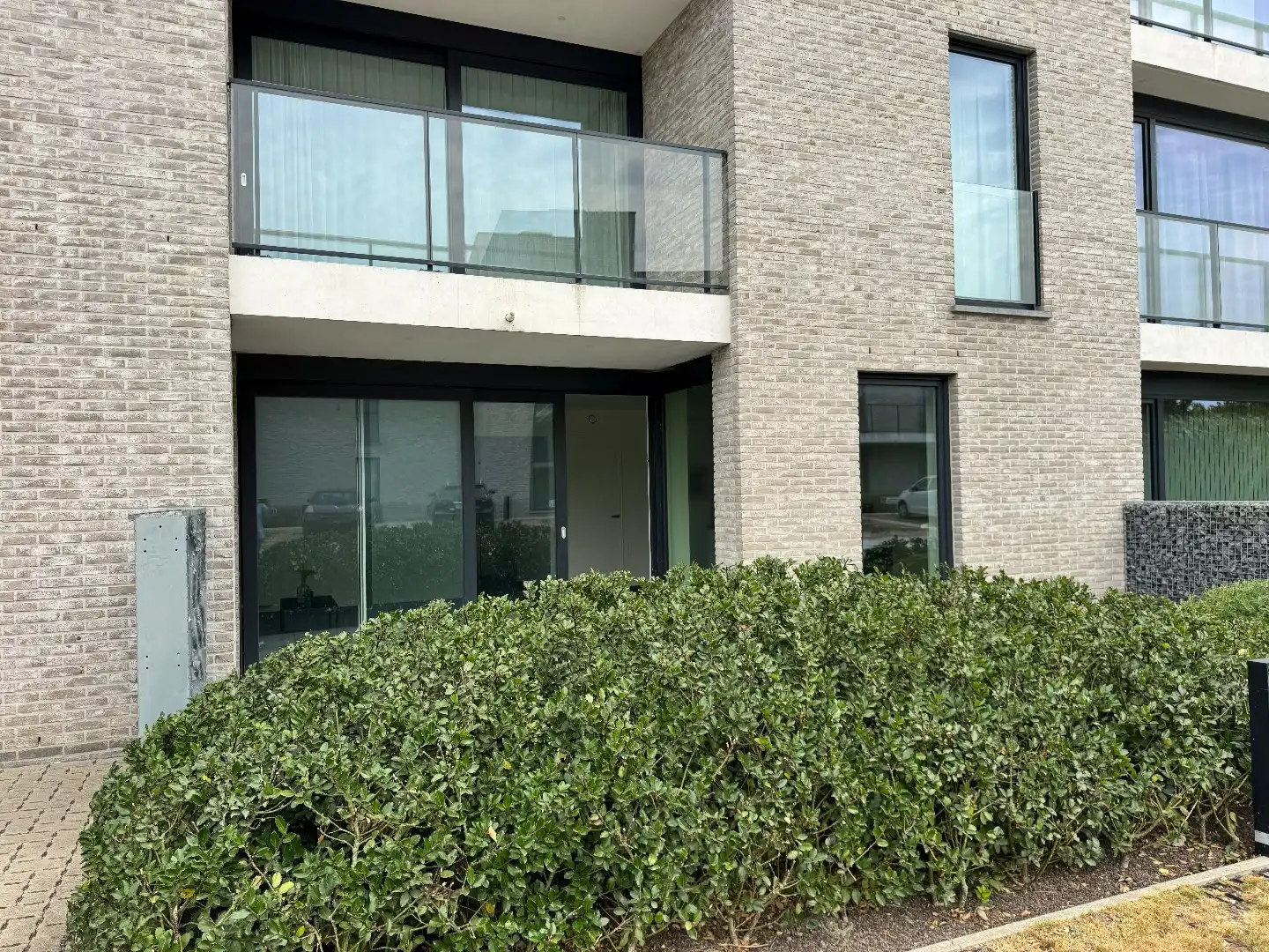 Appartement met 1 slaapkamer en parkeerplaats te Westrozebeke foto 2