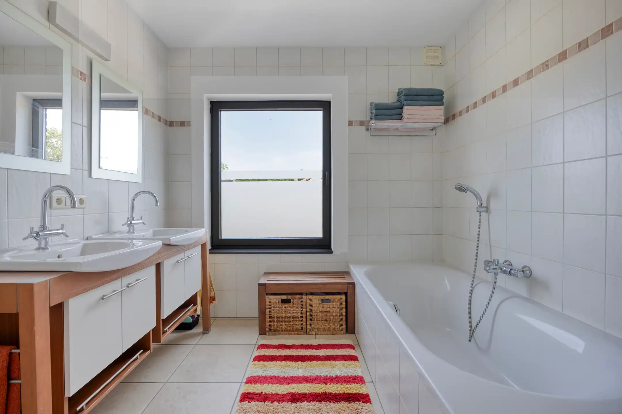 Woning met handelsruime op een strategische locatie foto 12