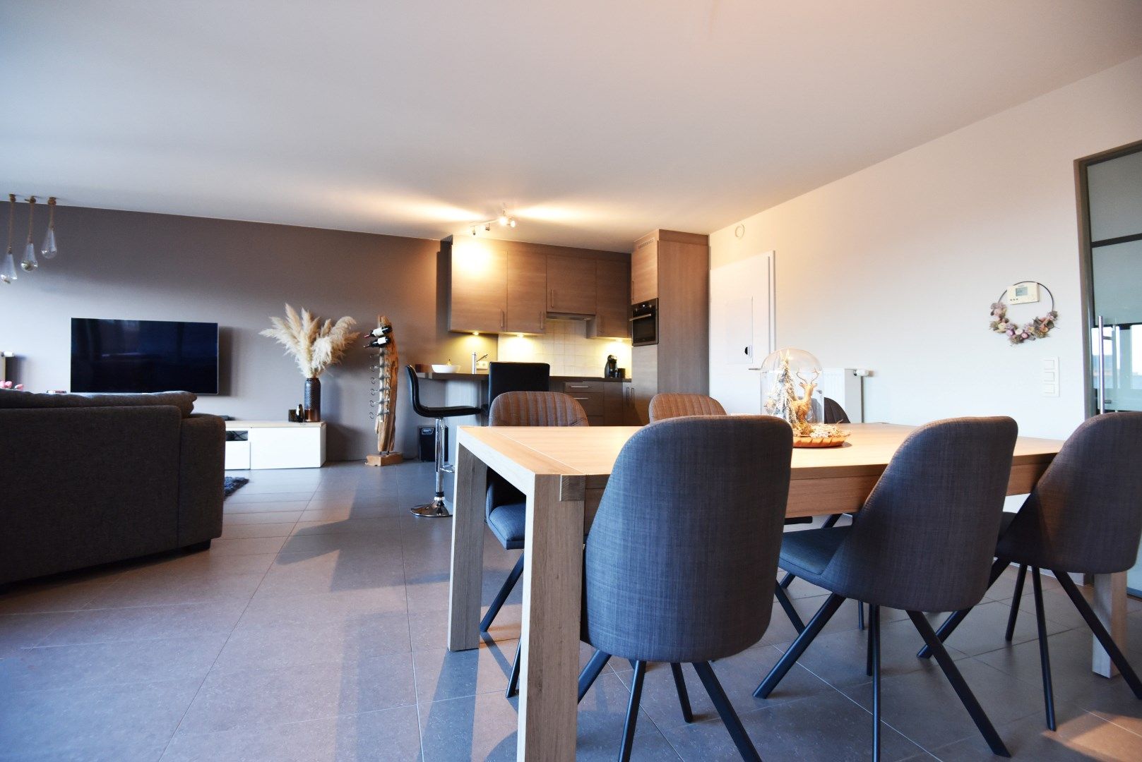 Modern duplex appartement op toplocatie te Maldegem! foto 5
