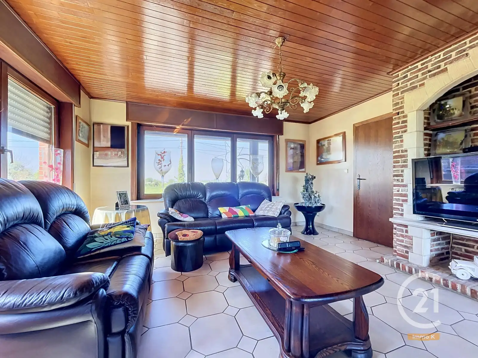Ruime gelijkvloerse woning met opslag op perceel van 40a55ca foto 8