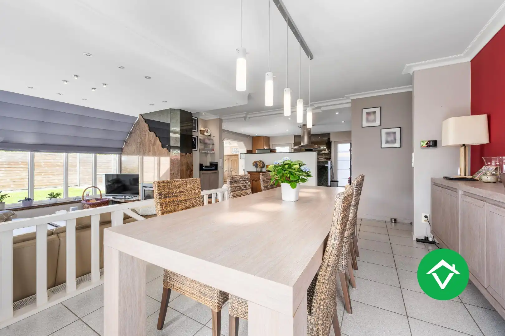 Alleenstaande woning met 5 slaapkamers en garage te Torhout  foto 7