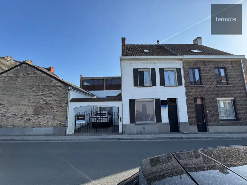 Hoofdfoto van de publicatie: halfopen woning