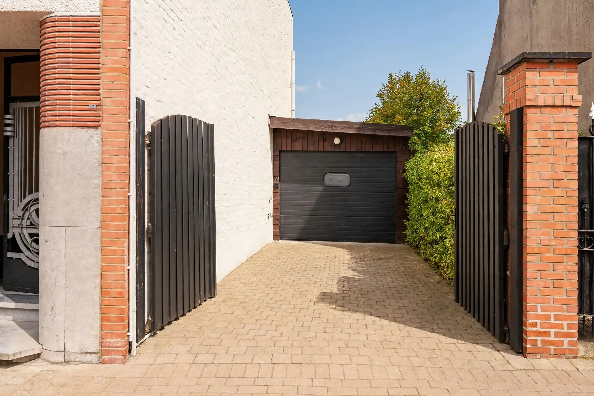 Gerenoveerde art-decowoning met 4 slpk,garage & ruime tuin  foto 4