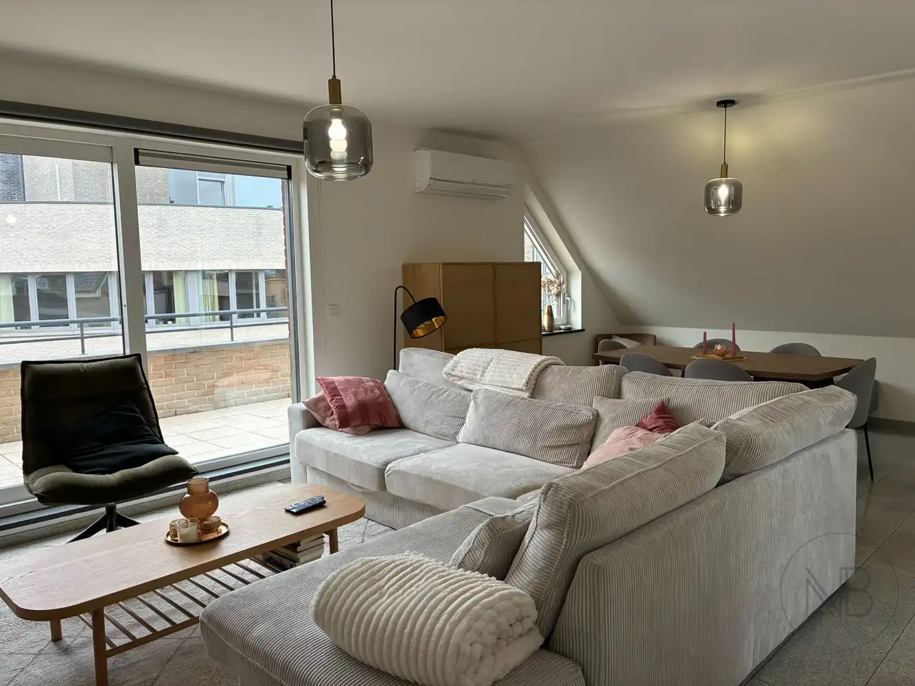 Duplex appartement in Genk centrum foto 3