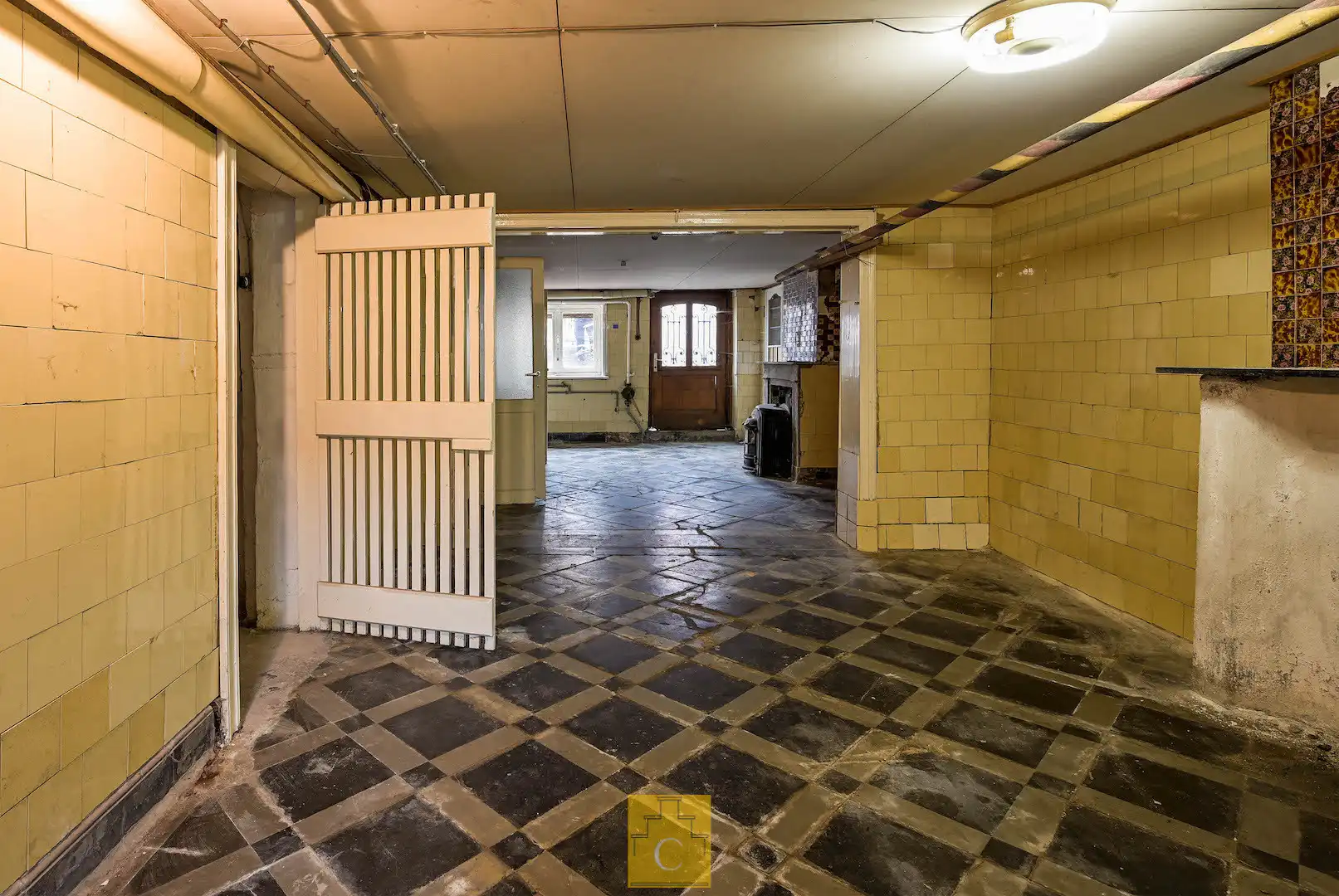 Authentiek herenhuis aan de Sint-Annarei foto 19