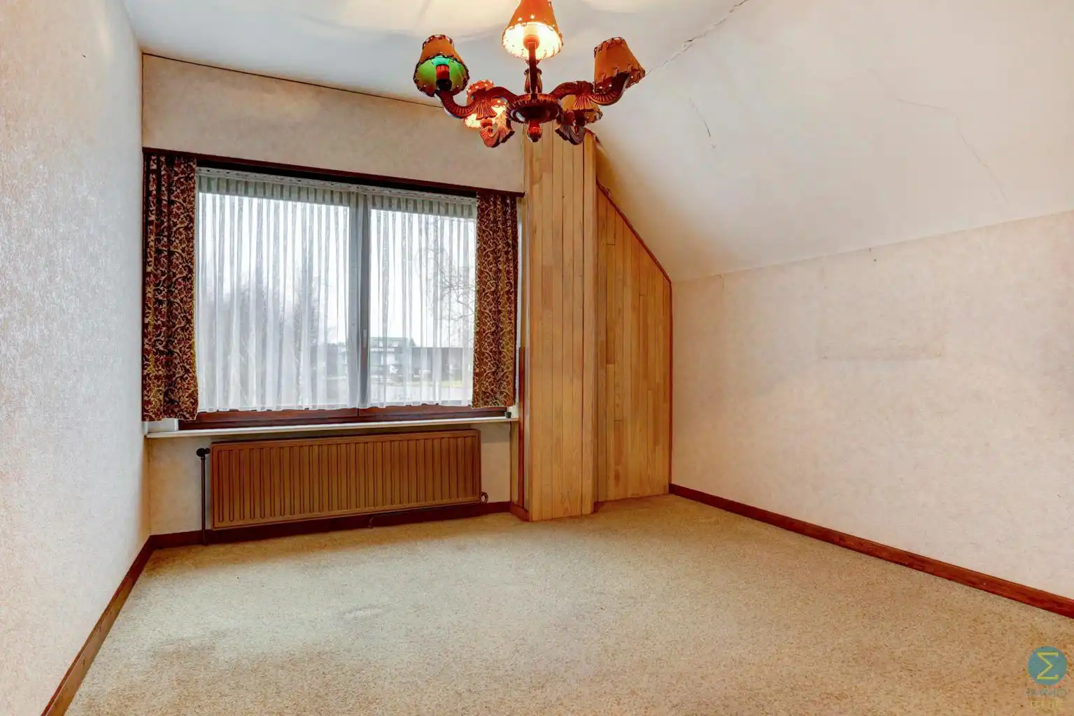 Te renoveren woning met potentieel, 4 ruime slpks op 898m² foto 16