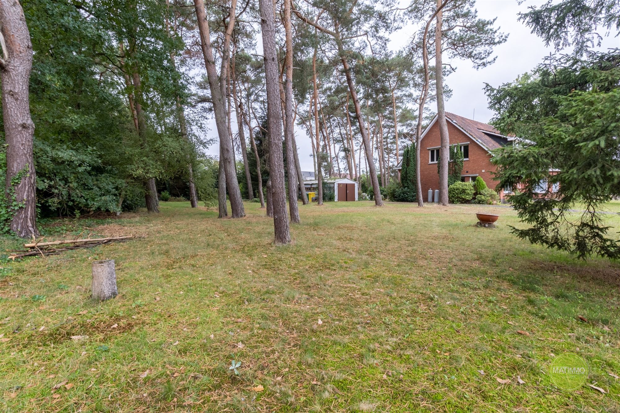 Vrijstaande woning op royaal perceel met bos in Mol-Sluis foto 23