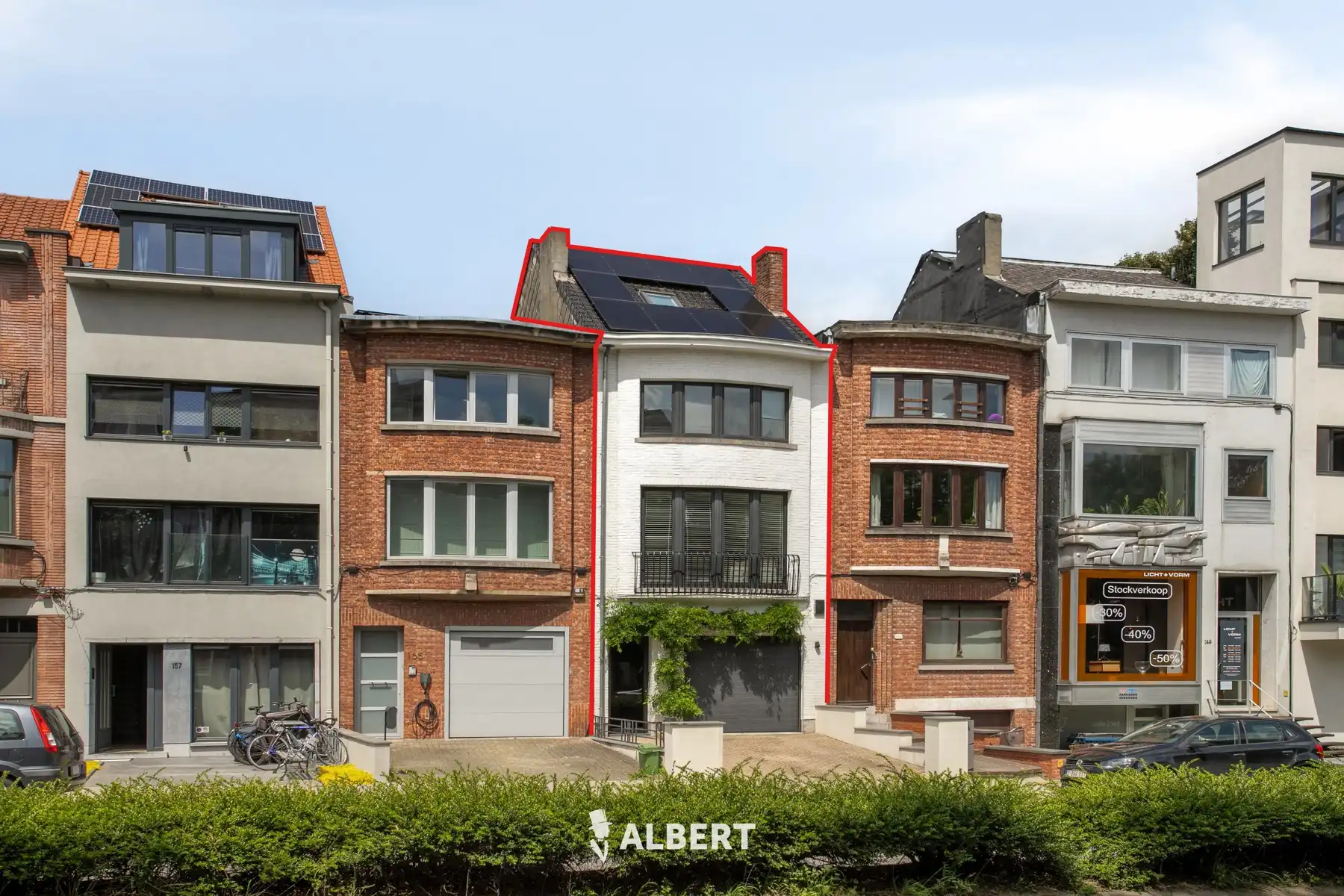 Luxueuze stadswoning met 3 slaapkamers op toplocatie foto {{pictureIndex}}