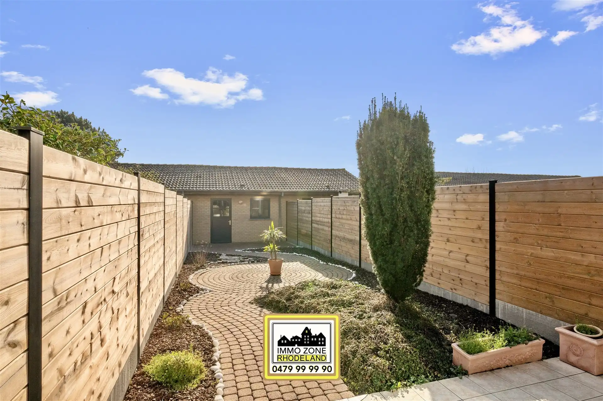 Toffe instapklare woning met 3 slpks, garage en tuin foto 22