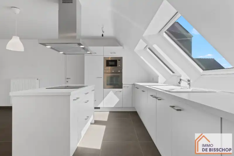 Prachtig duplex appartement met 3 slaapkamers, 2 badkamers en mooi zonneterras foto 6