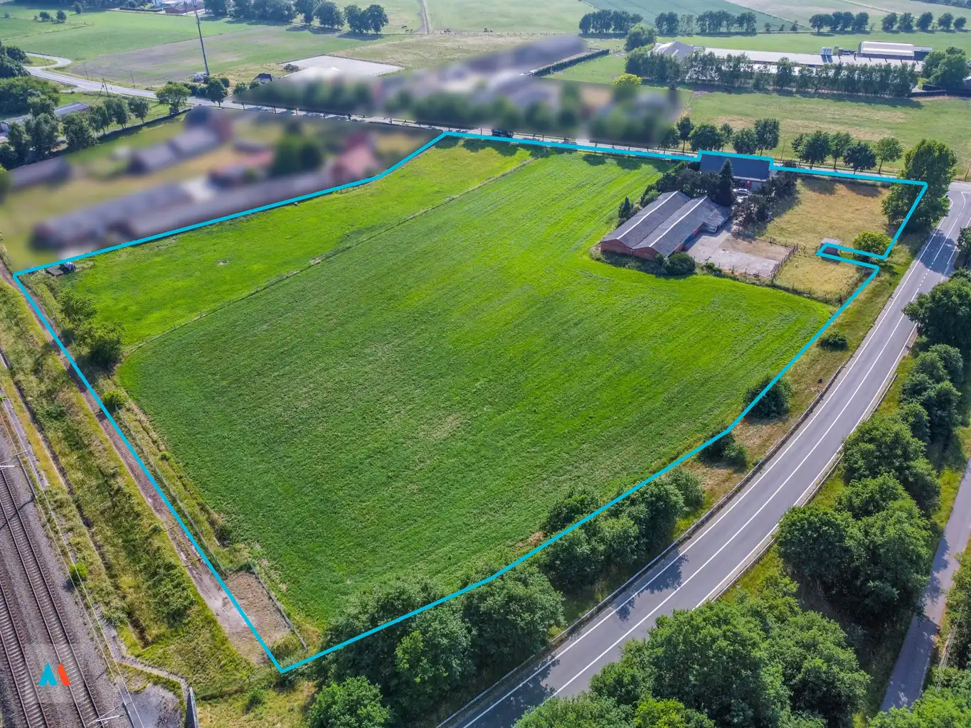 Vrijstaande woning met stal  foto 5