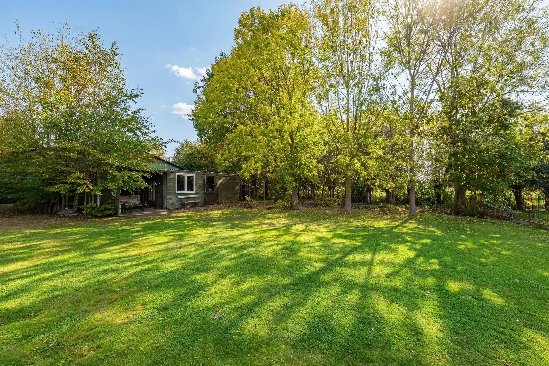 Uitstekend gelegen bungalow op uitzonderlijk perceel foto 28