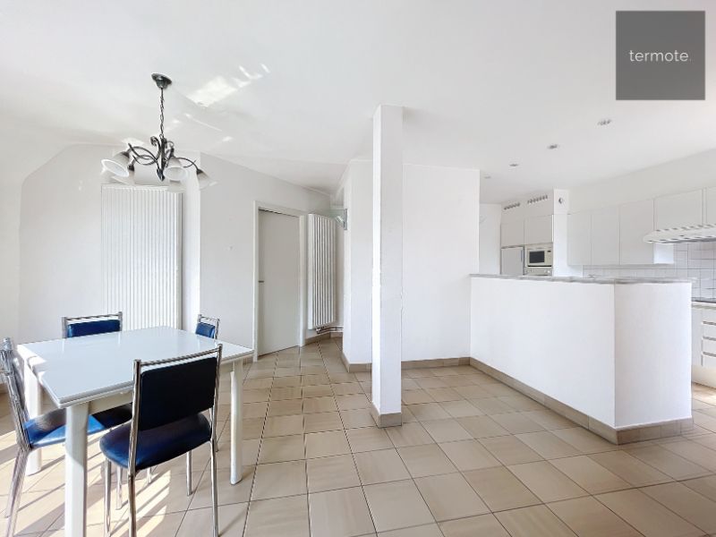 riant appartement 246m² foto 10
