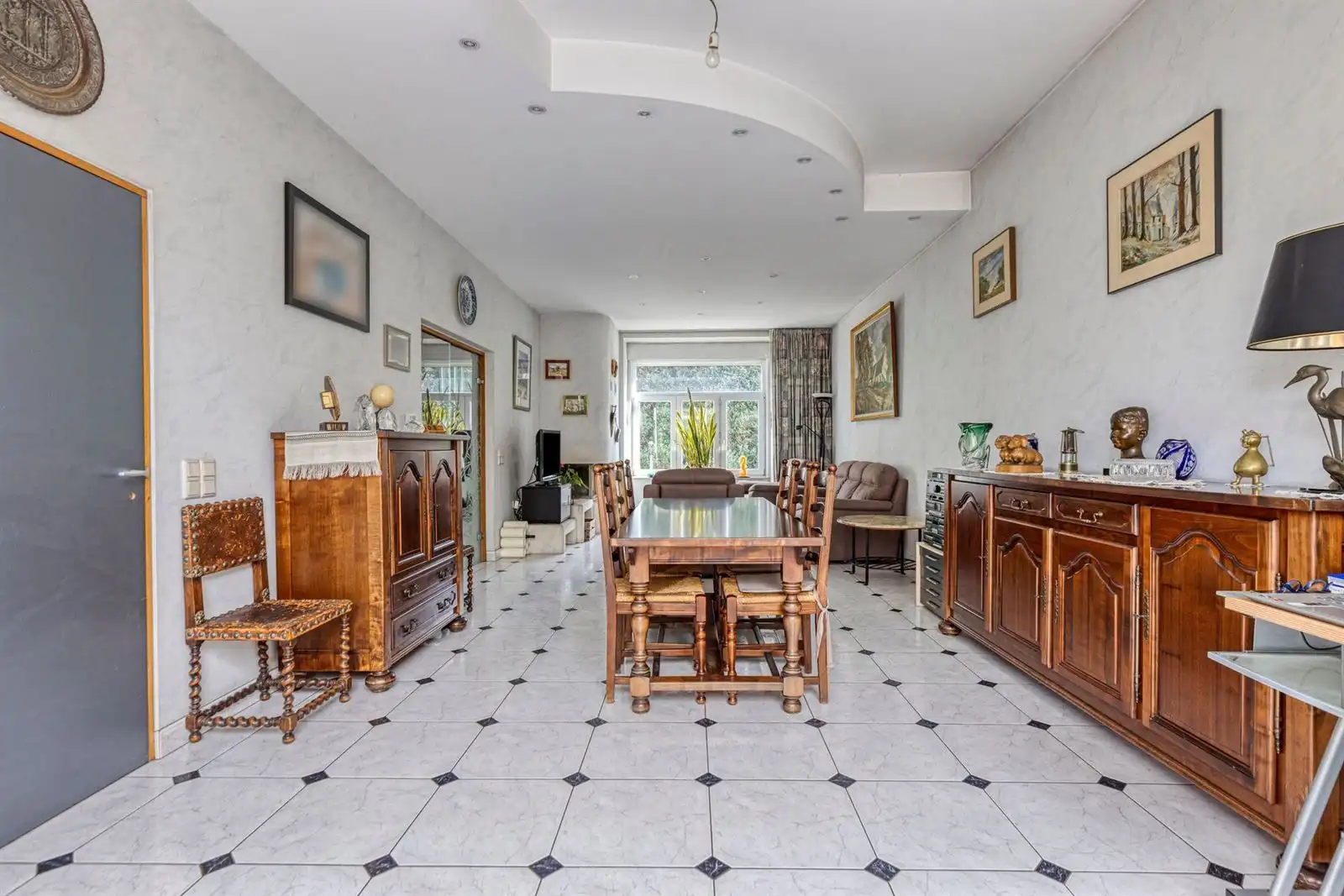 Charmante woning met tuin foto 9