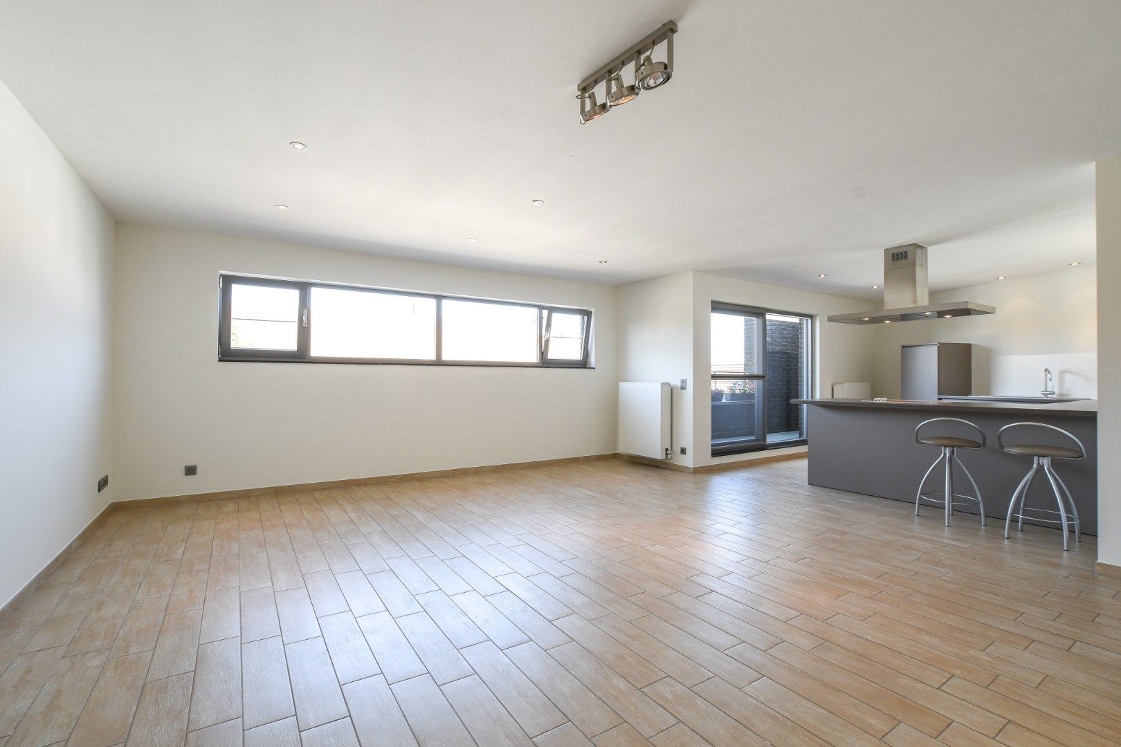 Volledig gerenoveerd appartement met terras te koop in Klemskerke (De Haan) foto 15