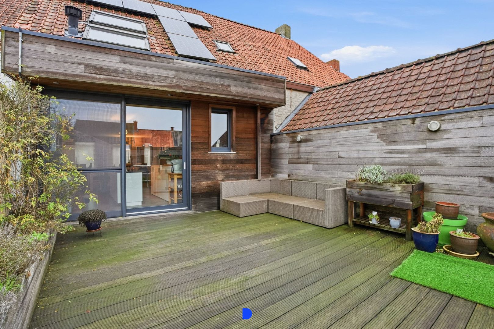 Veelzijdige rijwoning met 2 garages in het centrum van Tielt! foto 18