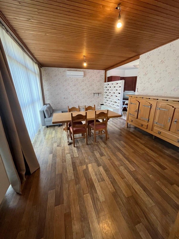Gelijkvloerse woning met leuke stadstuin foto 4