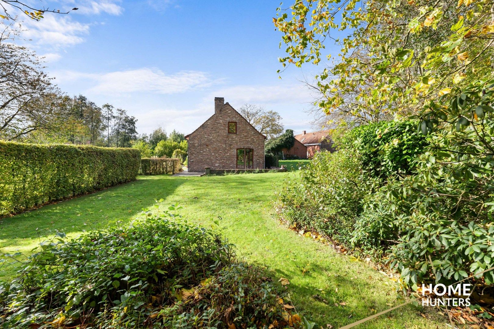 Te renoveren woning op royaal perceel van 4829m² in oase van groen en rust foto 4