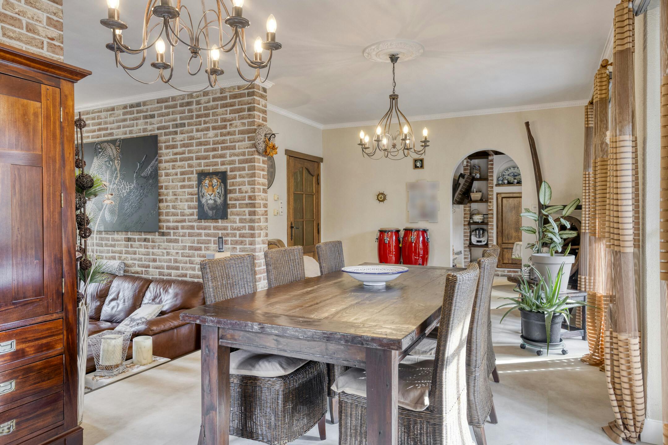 Vrijstaande woning met groot bijgebouw te koop in Wuustwezel foto 11