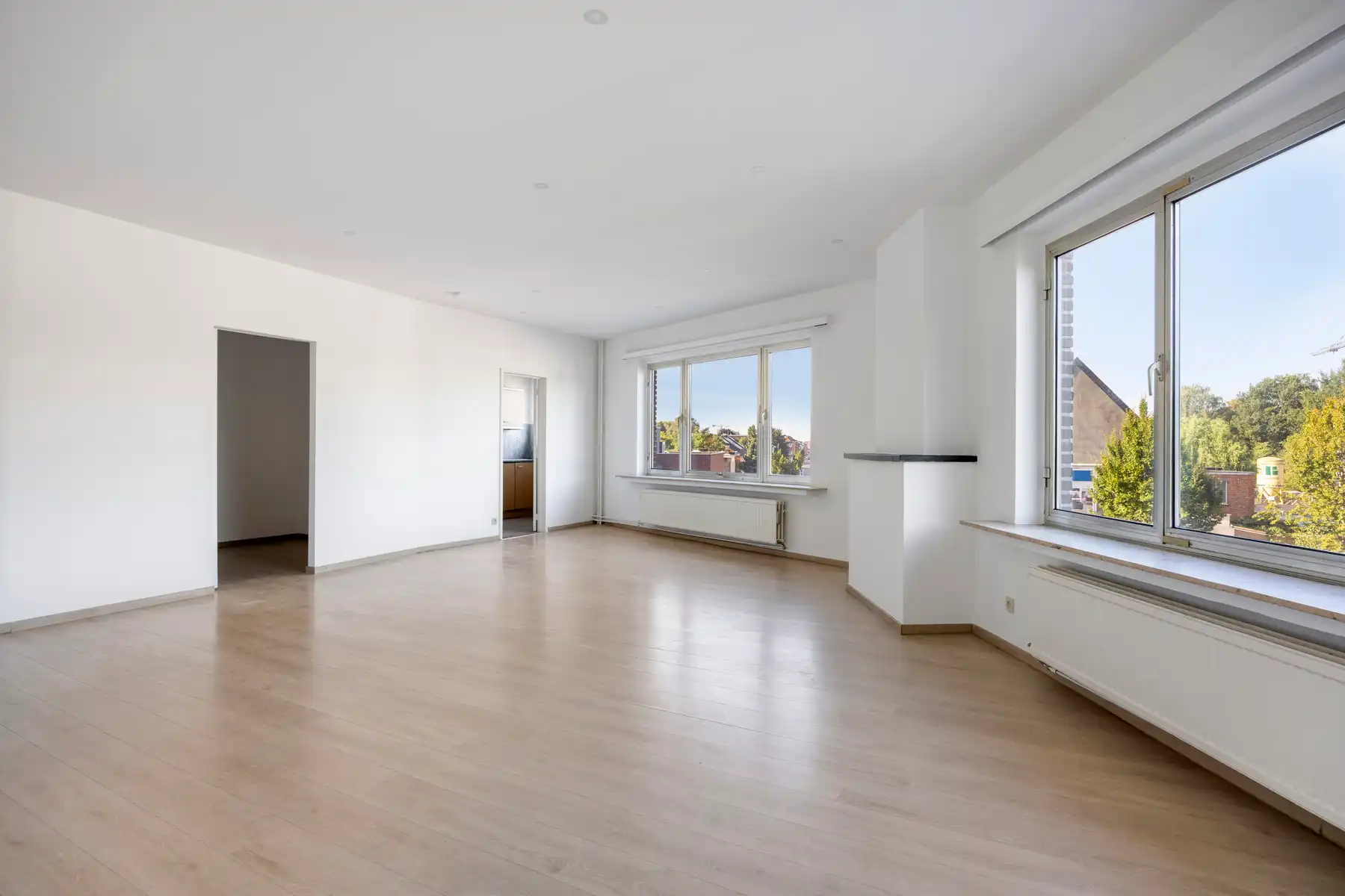 Lichtrijk 2-slaapkamerappartement met terras foto 4