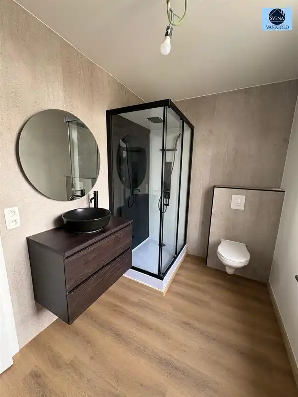 ZEER LEUKE GERENOVEERDE WONING MET 4 KAMERS foto 6