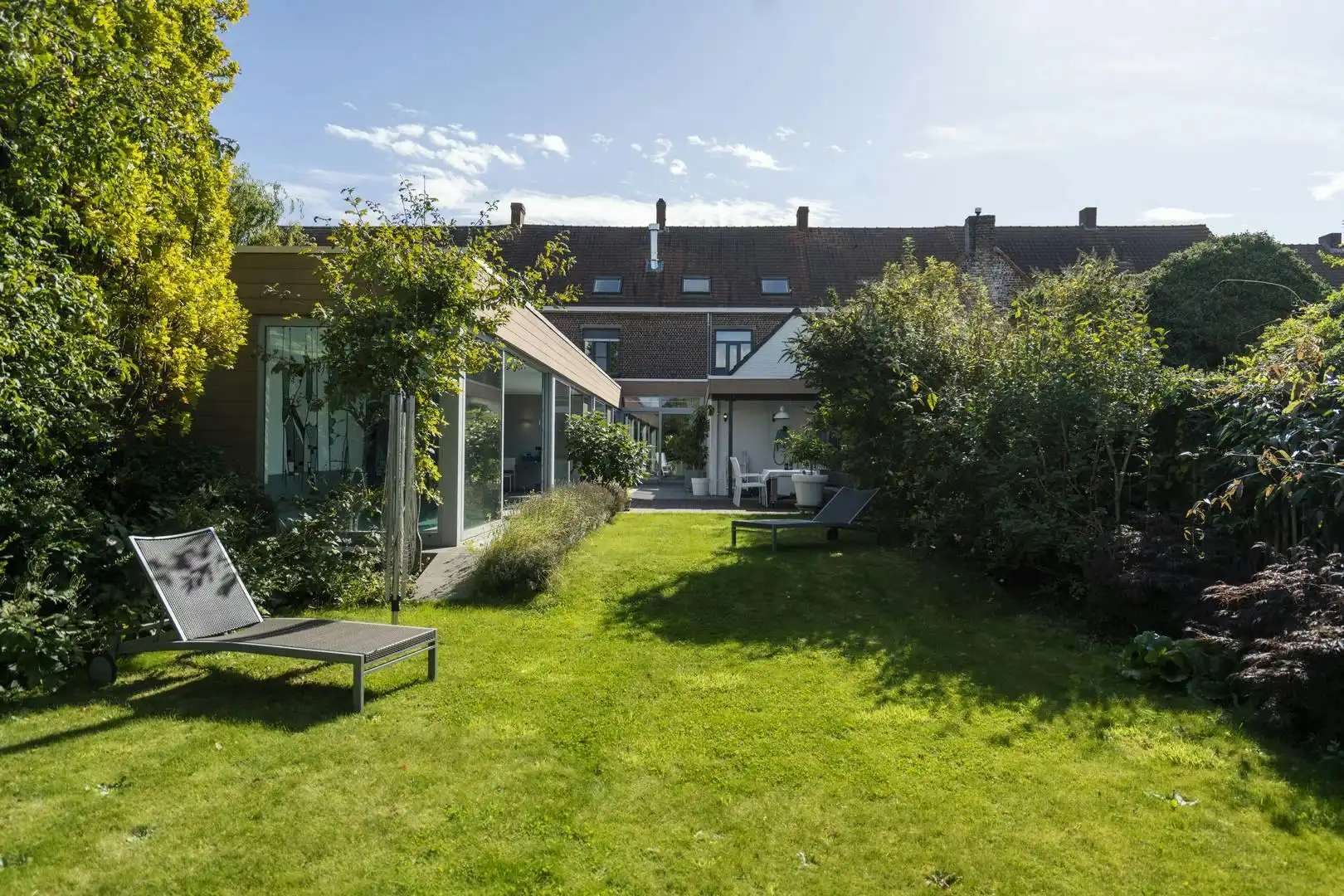 Gerenoveerde burgerwoning met 5 kamers te koop Beveren-Leie foto 35