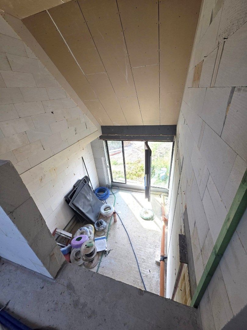 Ruime nieuwbouwvilla + hangar. foto 16