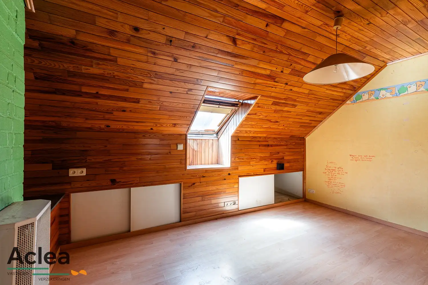 Te renoveren stadswoning met 4 slaapkamers en gezellige tuin foto 21