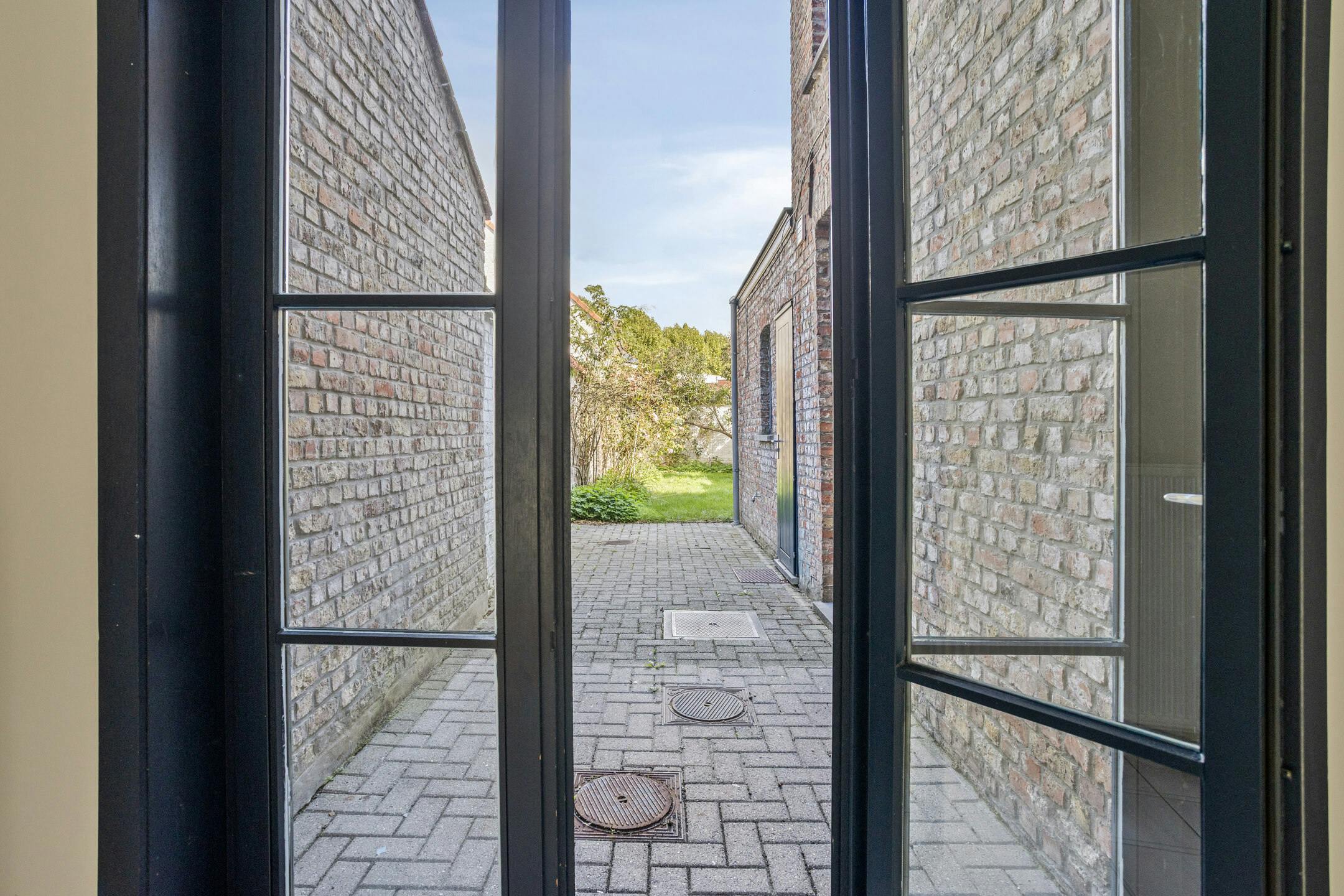 Karaktervolle stadswoning met 4 slaapkamers in Brugge foto 5