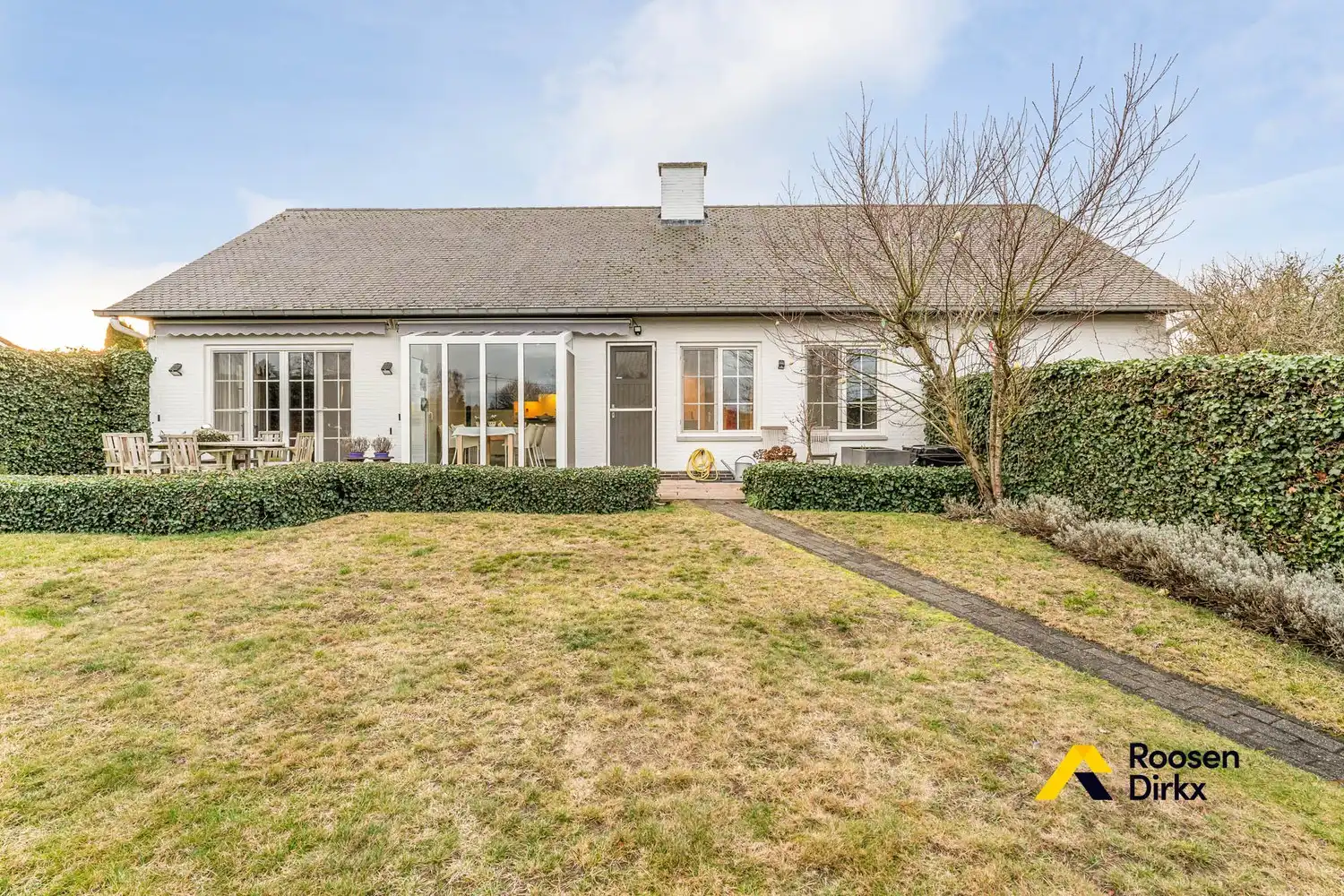 Charmante gelijkvloerse woning met 4 slaapkamers op perceel 1.282m² foto 22