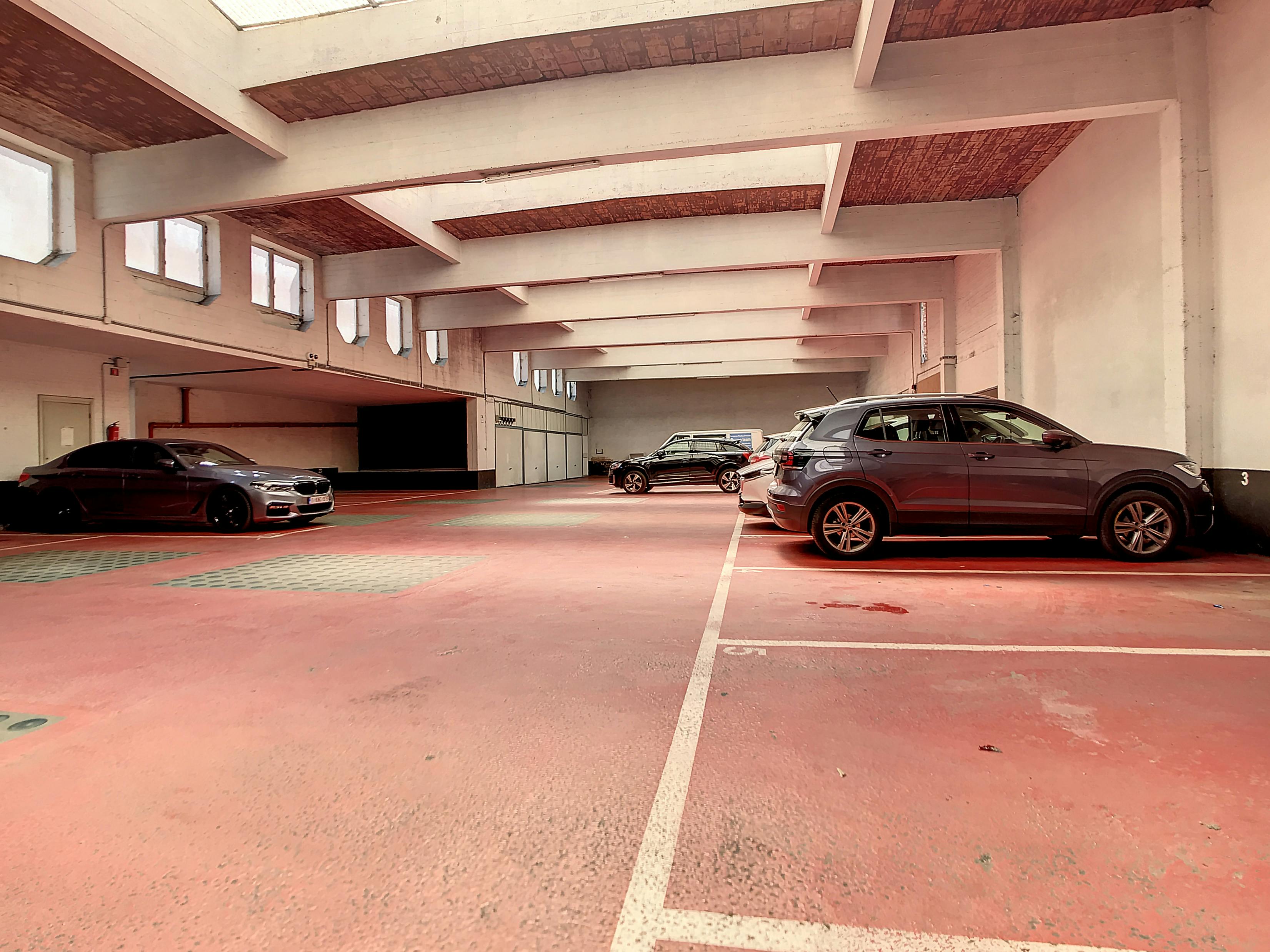 Autostaanplaats te koop in Antwerpen centrum foto 3