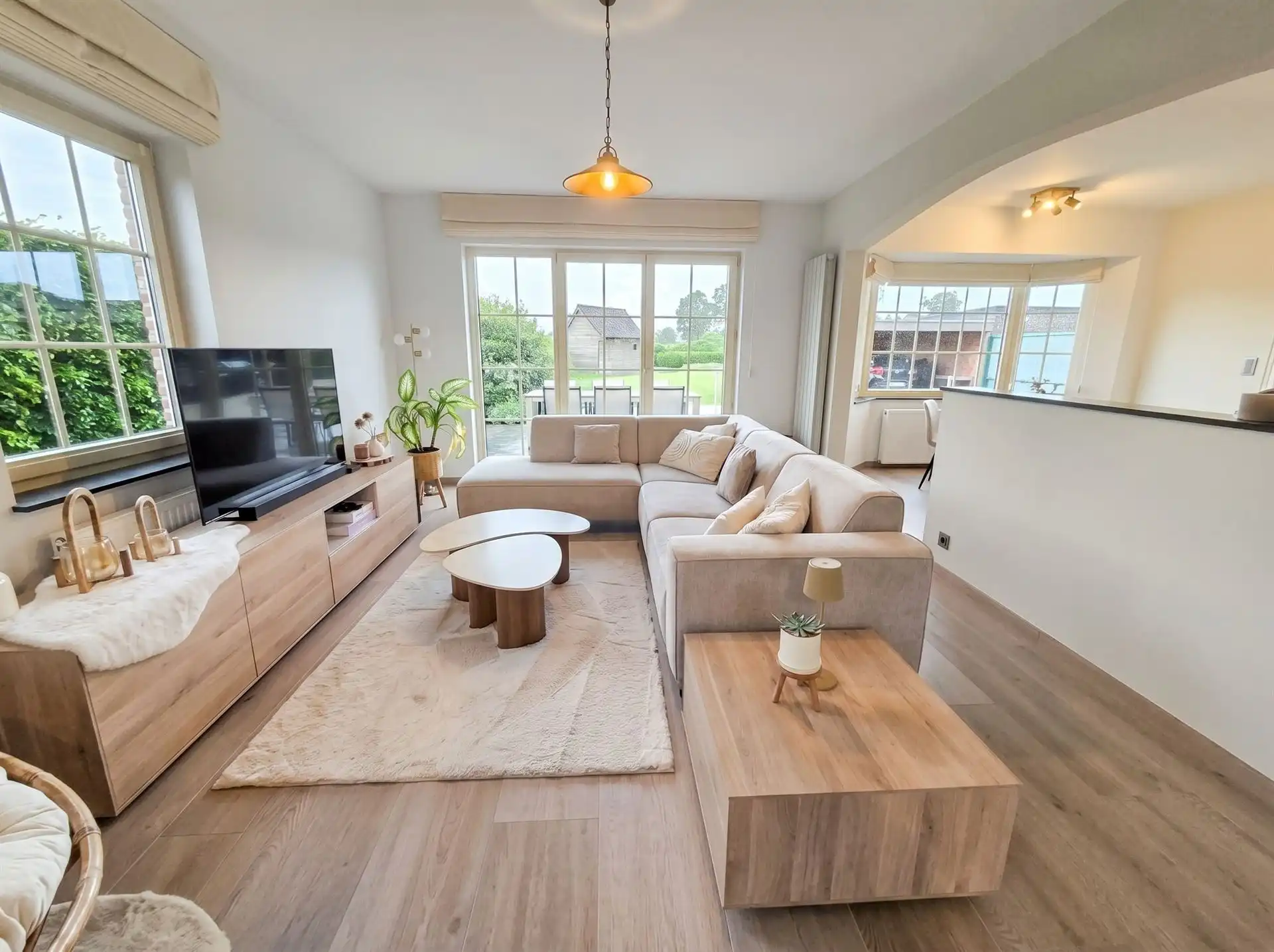 Rustig gelegen pastorijwoning met prachtige tuin in Booischot foto 2