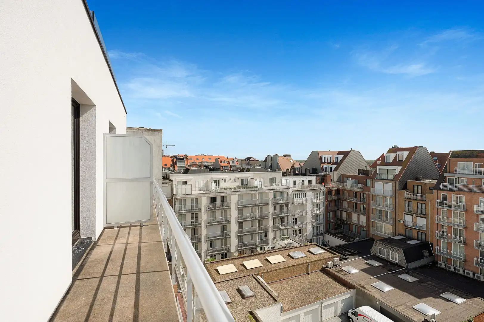 Prachtig gerenoveerd appartement met frontaal zeezicht, tussen het Lichttorenplein en het Albertplein. foto 20