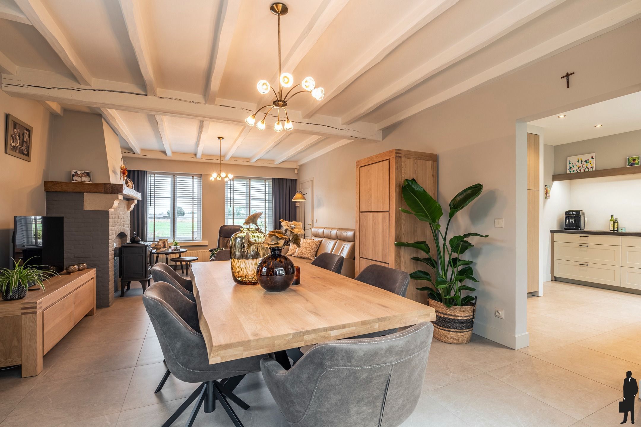 Landelijke woning met 3 slpk. en vrij uitzicht op een perceel van ca. 3.400 m² foto 8